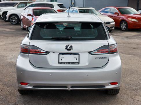 Used 2013 Lexus CT 200h w/ F Sport Pkg w/Nuluxe Trim FWD image 9