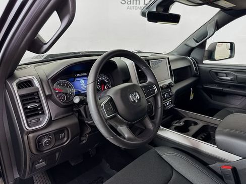New 2026 RAM 1500 Express AWD/4WD image 9