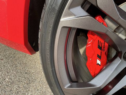 Used 2018 Chevrolet Camaro SS image 25