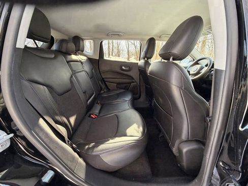 Used 2019 Jeep Compass Latitude w/ Popular Equipment Group image 12