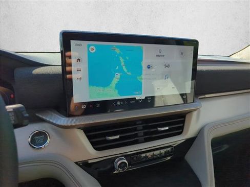 New 2026 Ford Explorer Active image 12