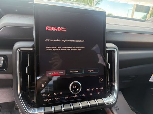 New 2026 GMC Yukon XL Denali w/ Sun & Power Step Package AWD/4WD image 16