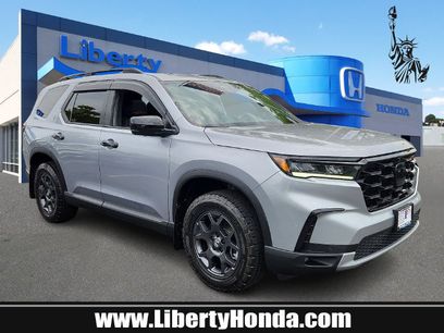 Used 2025 Honda Pilot TrailSport