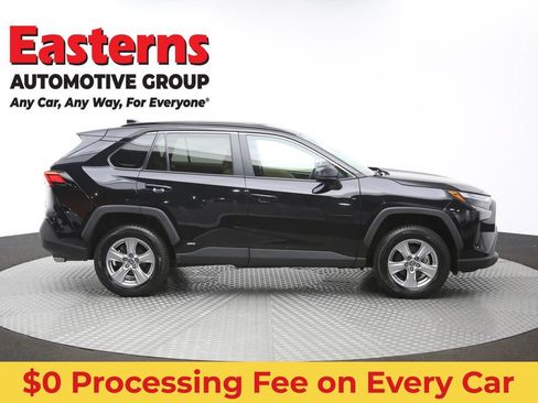 Used 2023 Toyota RAV4 LE AWD/4WD image 44