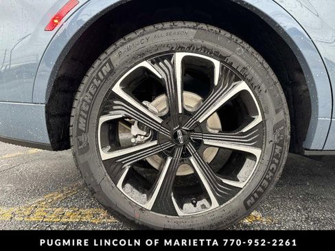 New 2026 Lincoln Nautilus Reserve image 17