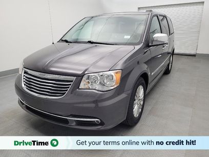 Used 2016 Chrysler Town & Country Limited