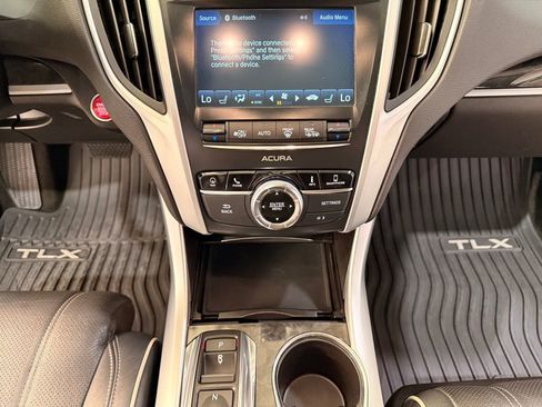 Used 2018 Acura TLX V6 w/ Technology Package image 24