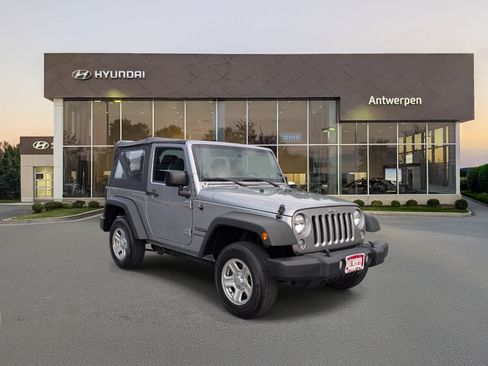 Used 2018 Jeep Wrangler Sport AWD/4WD image 1