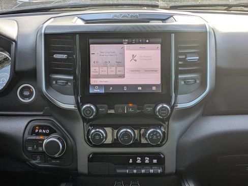 New 2026 RAM 1500 Express AWD/4WD image 17