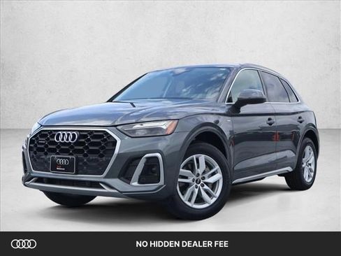 Used 2023 Audi Q5 2.0T Premium w/ Convenience Package AWD/4WD image 1