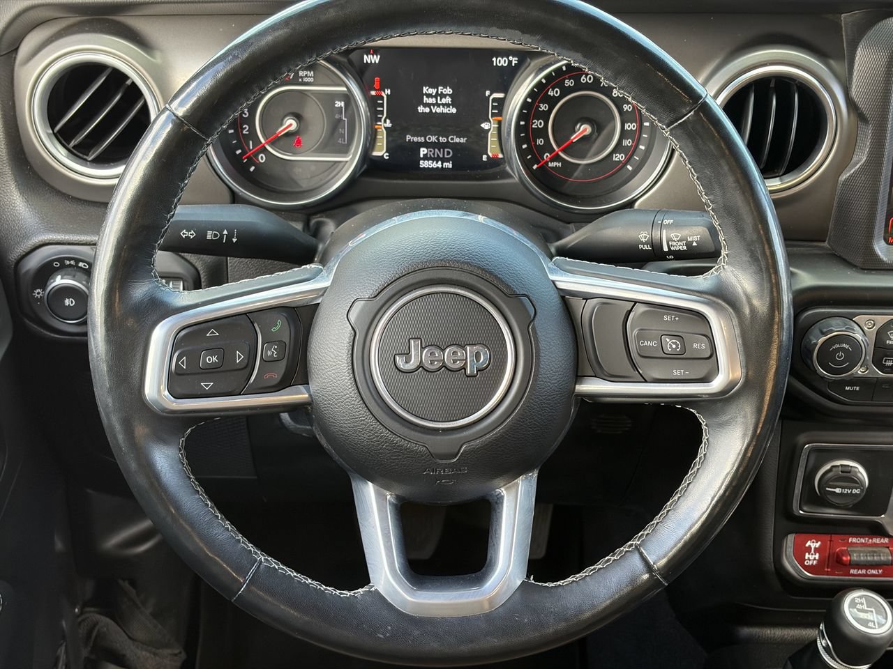 Used 2022 Jeep Wrangler Unlimited Rubicon w/ LED Lighting Group AWD/4WD image 19