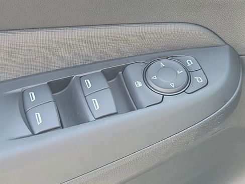 New 2026 Buick Envista Sport Touring FWD image 23
