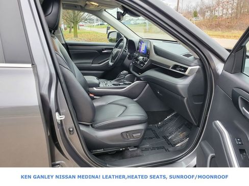 Used 2023 Toyota Highlander L image 54