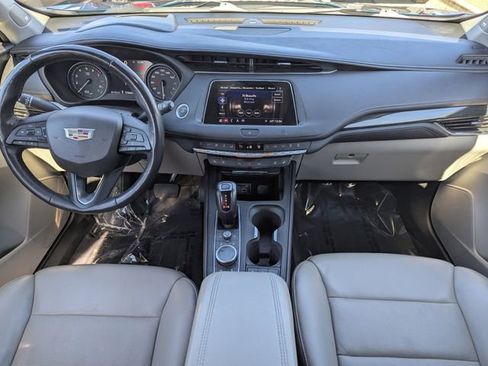 Used 2019 Cadillac XT4 Premium Luxury image 14