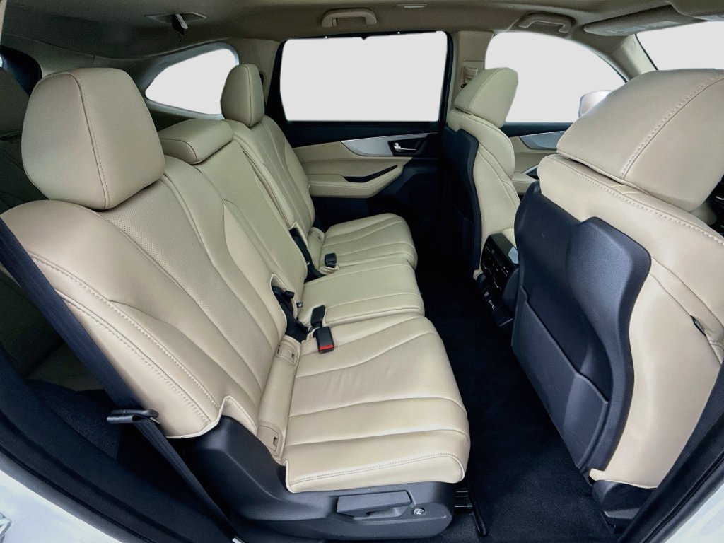 Used 2024 Acura MDX w/ Technology Package FWD image 21