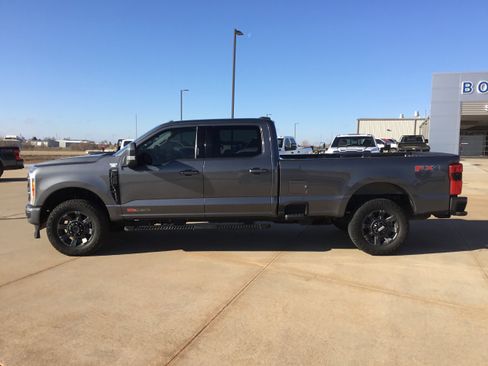 Used 2023 Ford F350 Lariat w/ Sport Appearance Package image 2