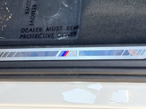 Used 2024 BMW X5 xDrive40i w/ M Sport Package AWD/4WD image 16