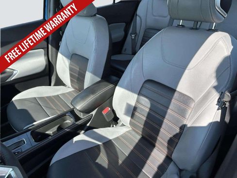 Used 2024 Nissan Kicks SR w/ SR Premium Package FWD image 21