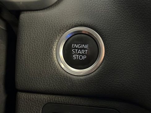 Used 2023 Toyota Tundra Limited AWD/4WD image 25