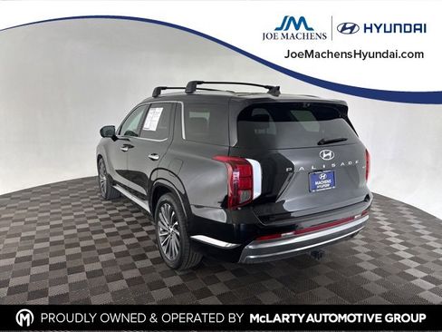 Used 2023 Hyundai Palisade Calligraphy image 6