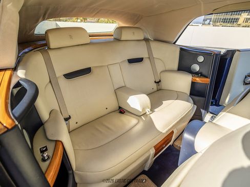 Used 2010 Rolls-Royce Phantom Drophead Coupe RWD image 77