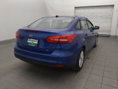 Used 2018 Ford Focus SE FWD image 9