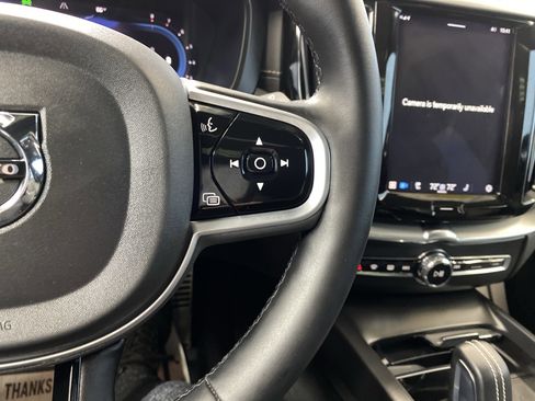 Used 2022 Volvo XC60 B5 R-Design image 20