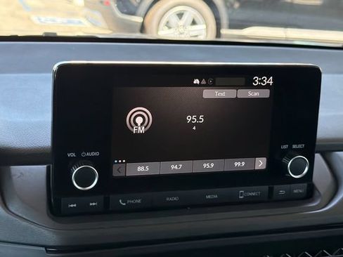 Certified 2023 Honda Accord EX image 21