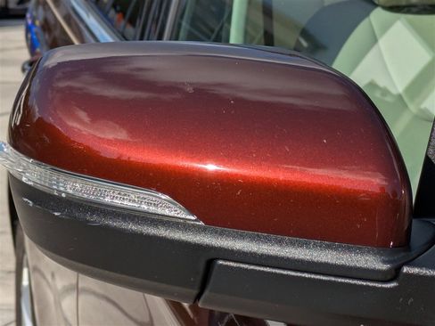 Used 2016 Ford Edge Titanium w/ Technology Package image 12