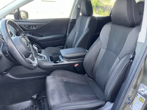 Used 2024 Subaru Outback Premium AWD/4WD image 6