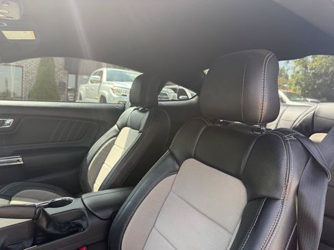 Used 2016 Ford Mustang GT Premium w/ GT Performance Package RWD image 14