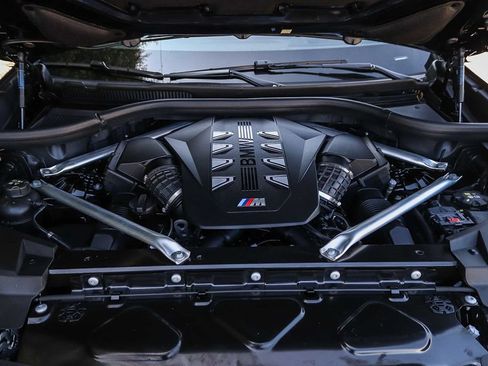 Used 2026 BMW X6 M60i AWD/4WD image 31