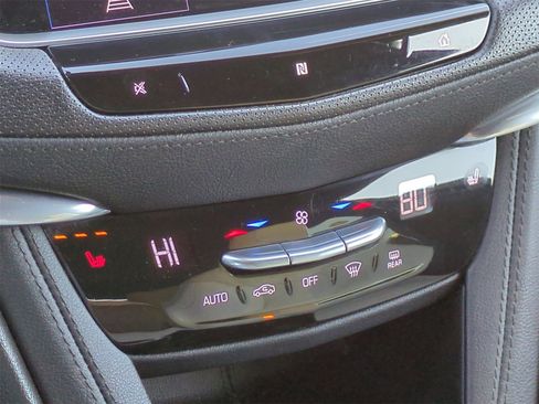 Certified 2021 Cadillac XT5 Sportv image 23