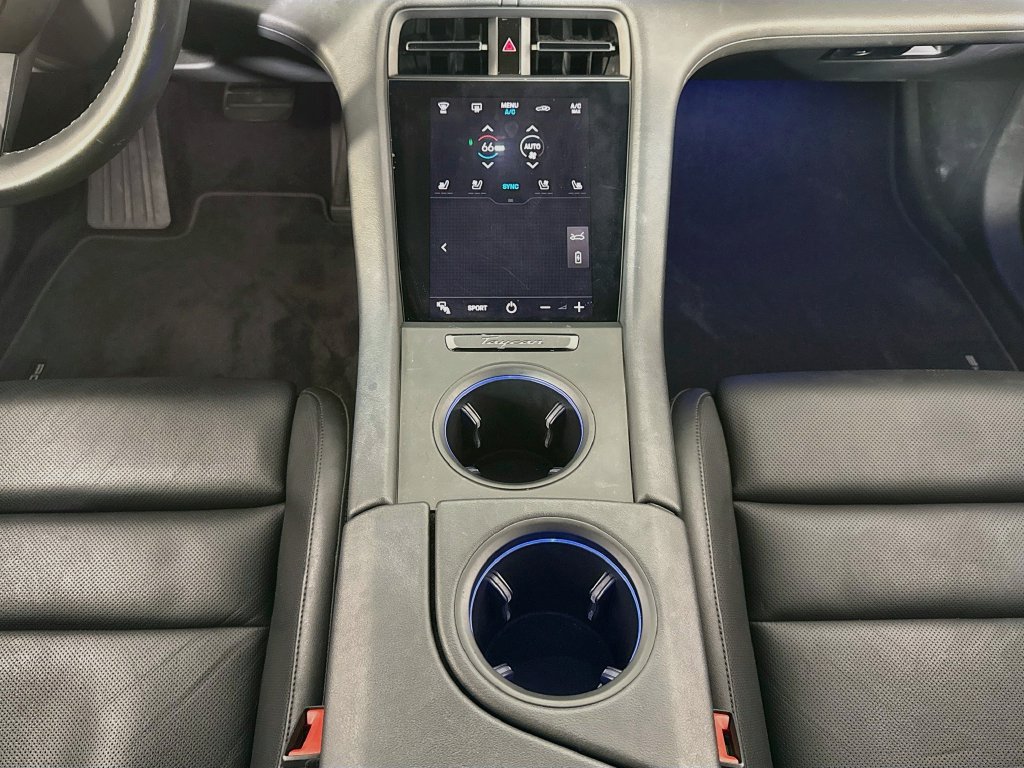 Certified 2021 Porsche Taycan 4S AWD/4WD image 16