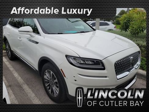 Used 2022 Lincoln Nautilus FWD w/ Premium Package image 1