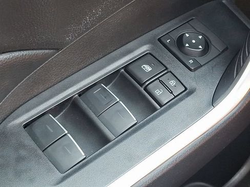 Used 2024 Toyota RAV4 XLE AWD/4WD image 25