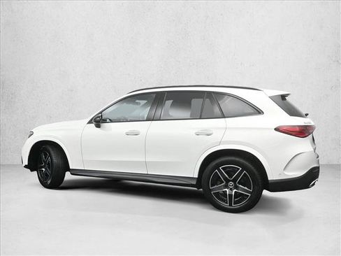 Certified 2026 Mercedes-Benz GLC 300 4MATIC image 4