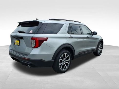 Certified 2022 Ford Explorer ST AWD/4WD image 10
