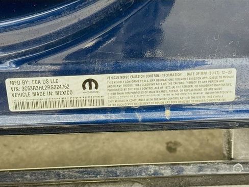 Used 2024 RAM 3500 Big Horn w/ Sport Appearance Package image 32