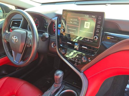 Used 2021 Toyota Camry XSE image 8