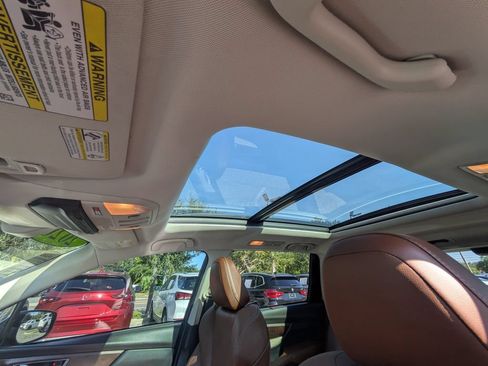 Used 2020 Subaru Ascent Touring w/ Popular Package #3 AWD/4WD image 18