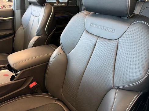 New 2025 Jeep Grand Cherokee Overland w/ Adv Protech Group III image 9