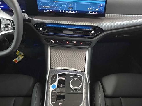 Used 2025 BMW i4 xDrive40i w/ Premium Package AWD/4WD image 8