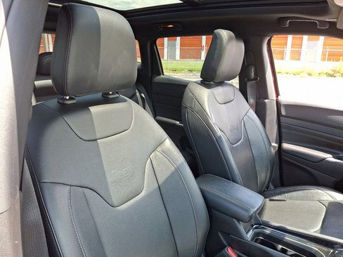 Used 2022 Jeep Compass High Altitude image 12