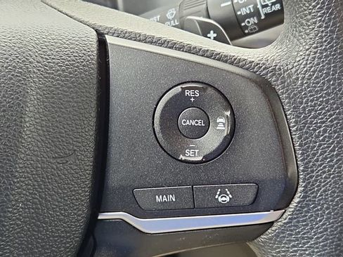Used 2018 Honda Odyssey EX image 26