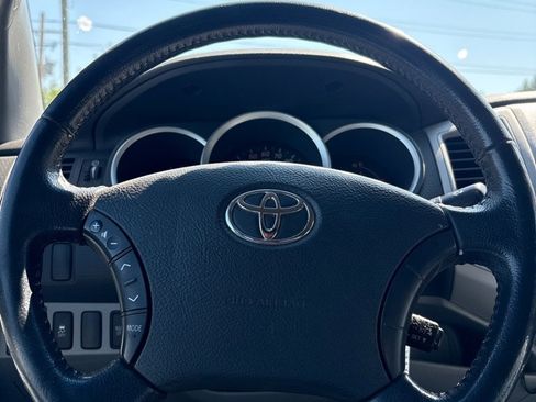 Used 2010 Toyota Tacoma 4x4 Double Cab image 14