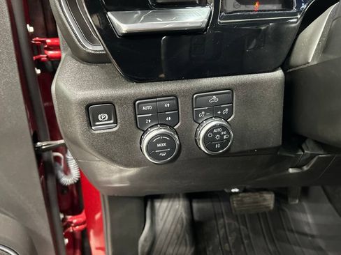Used 2024 GMC Sierra 1500 Elevation w/ X31 Off-Road Package AWD/4WD image 7