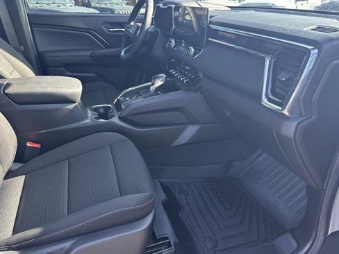 Used 2025 GMC Canyon Elevation w/ Convenience Package image 17