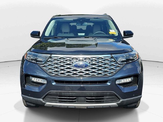 Used 2024 Ford Explorer Platinum w/ Technology Package AWD/4WD image 8