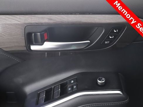 Used 2022 Toyota Highlander Platinum image 20